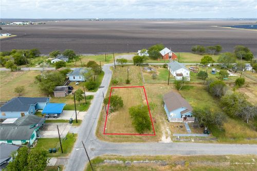 603 Porter St, Taft, TX, 78390-2731 | Card Image