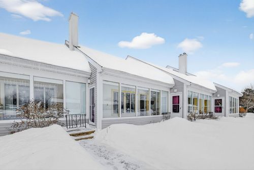 1D Greenfield Drive, Dover, NH, 03820 | Card Image