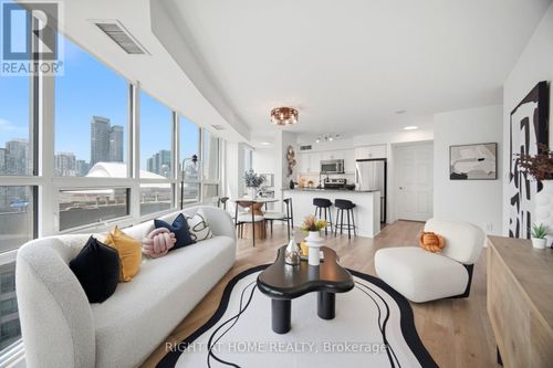 2511-19 Grand Trunk Cres, Toronto, ON, M5J3A3 | Card Image