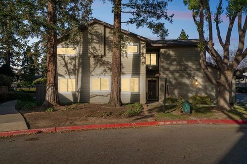25 Deer Run Cir, San Jose, CA, 95136-2539 | Card Image