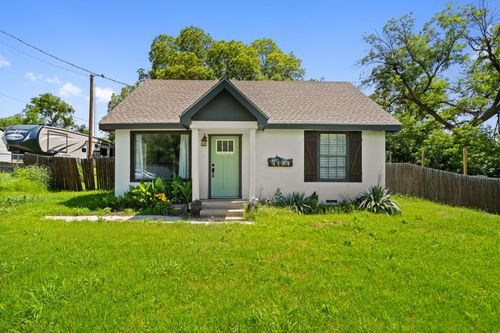 4104 Meandering Ct, Lakeside, TX, 76135-4901 | Card Image