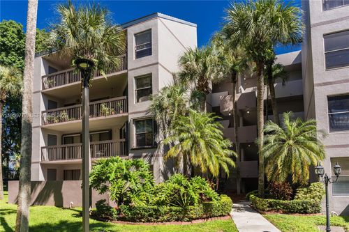 404dn-8810 Sw 132nd Pl, Miami, FL, 33186-1776 | Card Image