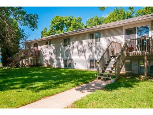 9 8th Ave Nw, Kasson, MN, 55944-1494 | Card Image