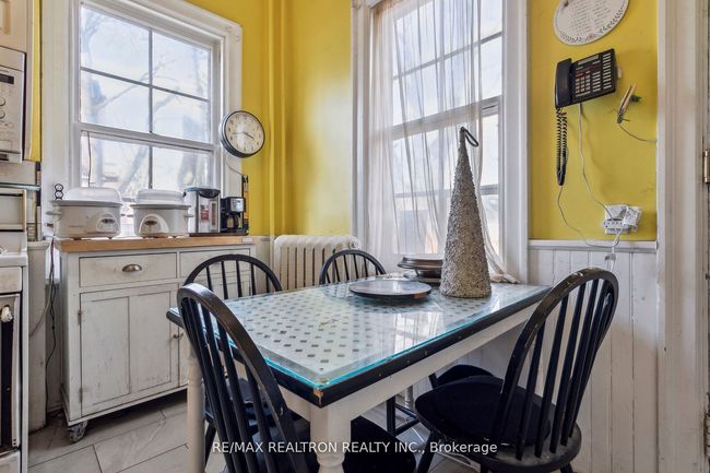 177 Dowling Ave, House other with 8 bedrooms, 3 bathrooms and 2 parking in Toronto ON | Image 16