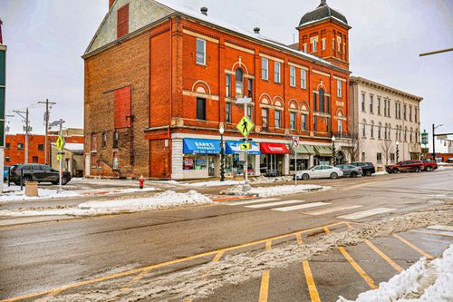 109 S High St, Hillsboro, OH, 45133 | Card Image