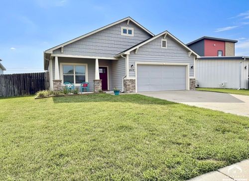 2513 Ralston St, Lawrence, KS, 66046-5315 | Card Image