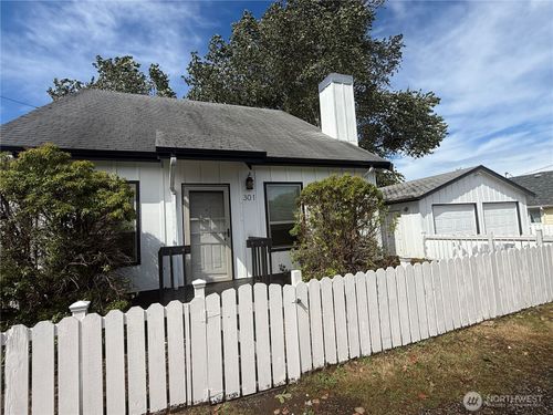 301 Washington Ave N, Long Beach, WA, 98631-3618 | Card Image