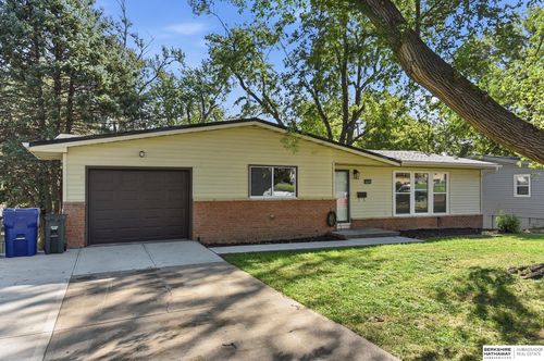 5009 S 82nd Street, Ralston, NE, 68127 | Card Image