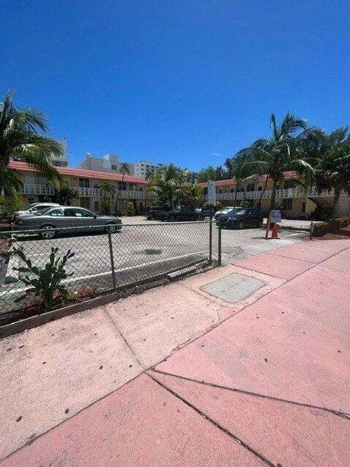 6-441 Collins Ave, Miami Beach, FL, 33139-6648 | Card Image