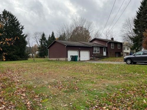 3238 Menough Rd, Ravenna, OH, 44266-1628 | Card Image