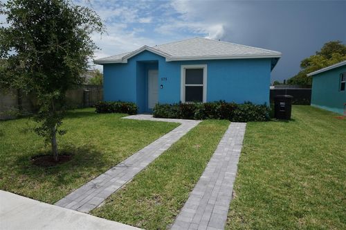 575 Lilac Ct, West Palm Beach, FL, 33407-6420 | Card Image