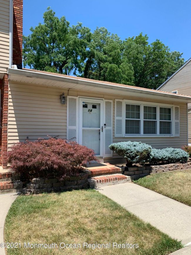 14 Townsend Drive, Sold in Matawan Zoocasa