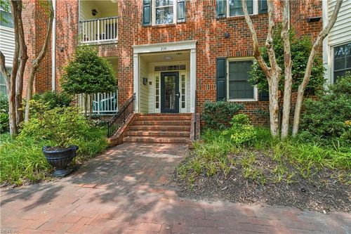 222-230 College Pl, Norfolk, VA, 23510-1241 | Card Image