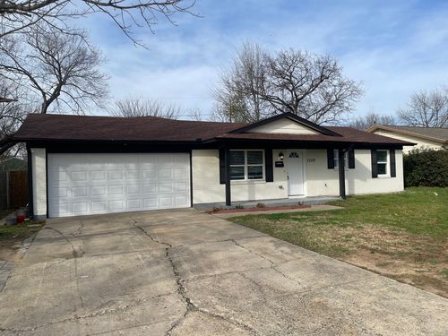 1209 Fairdale St, Irving, TX, 75062-6650 | Card Image