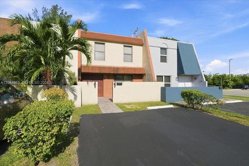 7597 Nw 75th Avenue, Tamarac, FL, 33321 | Card Image
