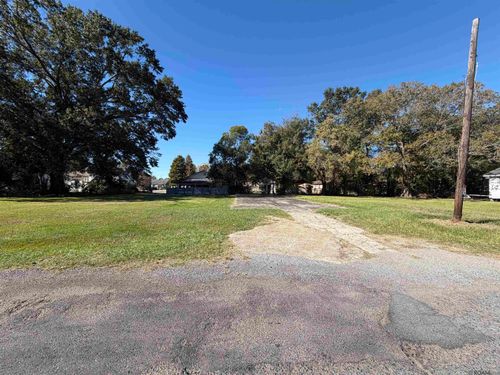 639 N 37th St, Baton Rouge, LA, 70802-2022 | Card Image