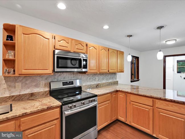 5150 Chestnut Grove Rd, House other with 5 bedrooms, 4 bathrooms and null parking in SPRING GROVE PA | Image 13