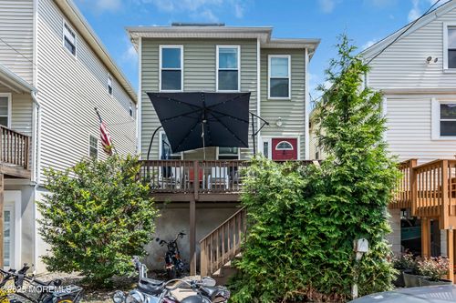 13 Locust St, Highlands, NJ, 07732-1008 | Card Image