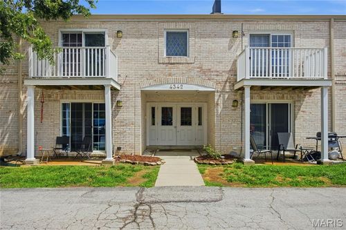 c-4342 Forest De Ville Dr, Saint Louis, MO, 63129-1833 | Card Image