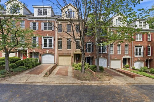 2139 N Pierce Ct, ARLINGTON, VA, 22209-1118 | Card Image