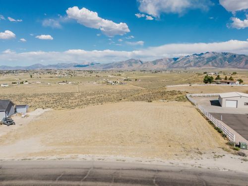 522 Shadybrook Dr, Spring Creek, NV, 89815-5532 | Card Image