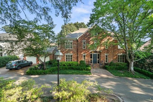 4386 W Cherry Place Dr, Memphis, TN, 38117-3519 | Card Image