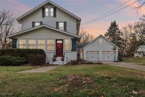 622 Northwestern Ave, Wooster, OH, 44691-2716 | Card Image