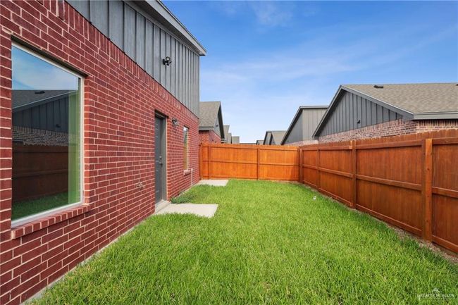 2B - 905 W 8 Th St, Condo with 3 bedrooms, 2 bathrooms and 2 parking in Mission TX | Image 12