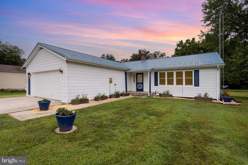 9 Howard Dr, EAST BERLIN, PA, 17316-9394 | Card Image
