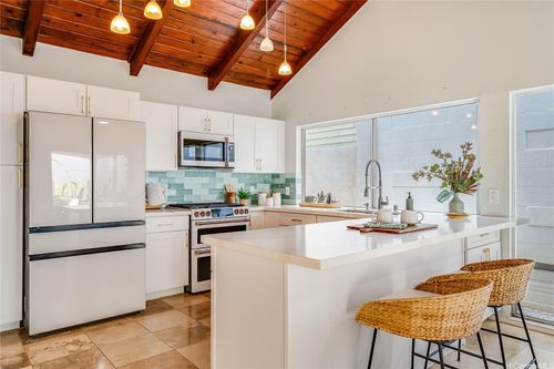 94-1120 Akeu Pl, Waipahu, HI, 96797-4038 | Card Image