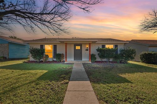 9666 Limestone Dr, Dallas, TX, 75217-2735 | Card Image