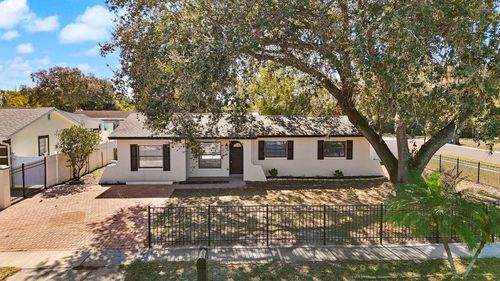 2001 Balfour Circle, TAMPA, FL, 33619 | Card Image