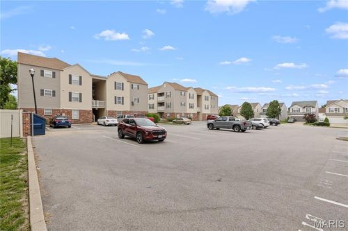 5114 Welsh Dr, Lake St Louis, MO, 63367-4872 | Card Image