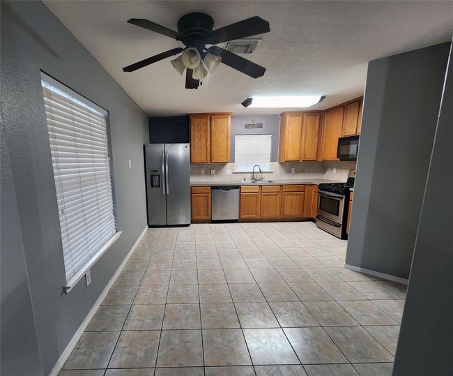 Kitchen | Image 5