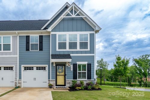 unit-a-154 Stella Ln, Troutman, NC, 28166-8897 | Card Image