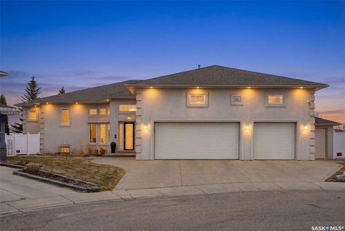 3270 Windsor Park Cres, Regina, SK, S4V3B2 | Card Image