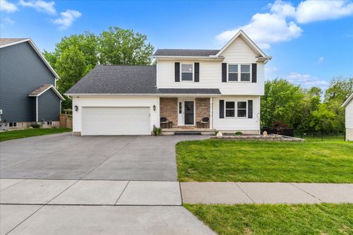 6140 N Thornwood Ave, Davenport, IA, 52806-2793 | Card Image