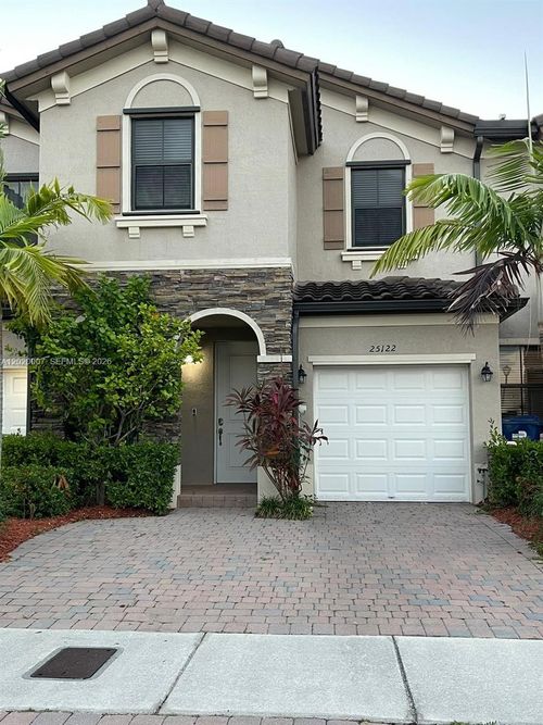 25122 Sw 115th Ave, Homestead, FL, 33032-3113 | Card Image