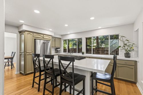109 Guernsey Ct, Folsom, CA, 95630-2237 | Card Image