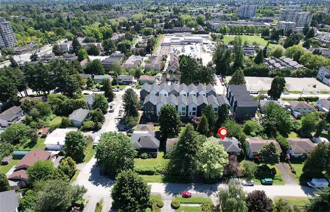 8844 Cook Cres, House other with 5 bedrooms, 2 bathrooms and 2 parking in Richmond BC | Image 30