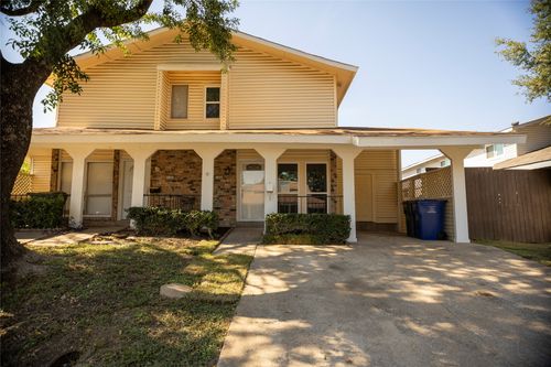 733 Intrepid Dr, Garland, TX, 75043-4908 | Card Image