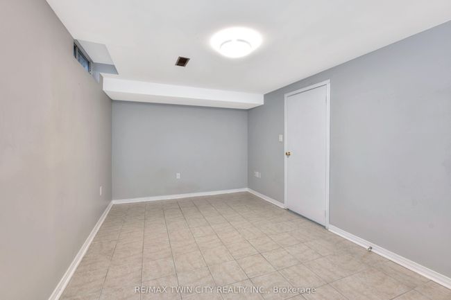 44 Cole Rd, House attached with 3 bedrooms, 2 bathrooms and 3 parking in Guelph ON | Image 30