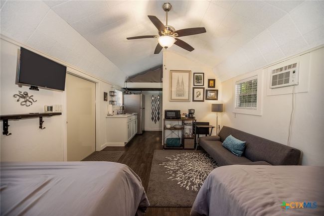 112 W Van Buren Ave, House other with 3 bedrooms, 2 bathrooms and null parking in Port O Connor TX | Image 33