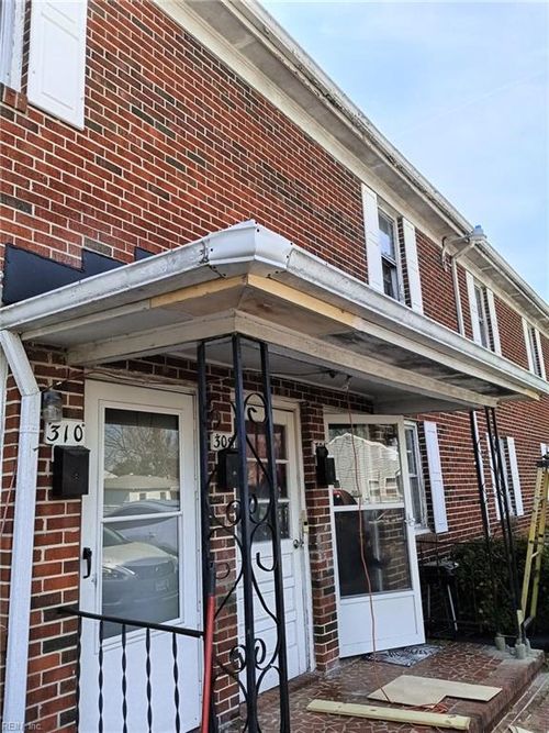 24707-300 Pullman Ave, Portsmouth, VA, 23707-4542 | Card Image