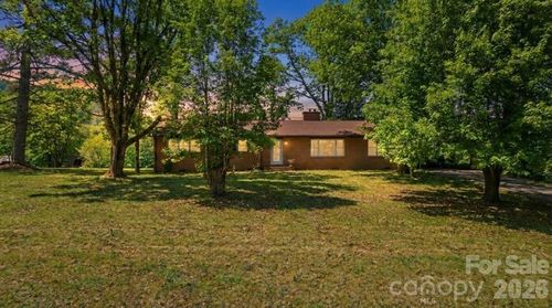 2977 Hwy 64 W, Hayesville, NC, 28904-4574 | Card Image