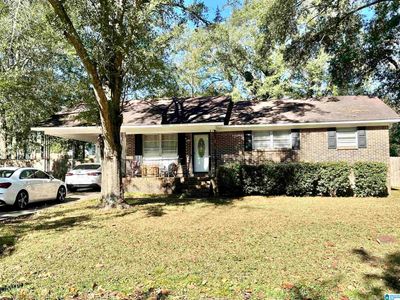 910 16 Th Avenue, House other with 3 bedrooms, 2 bathrooms and null parking in Clanton AL | Image 1