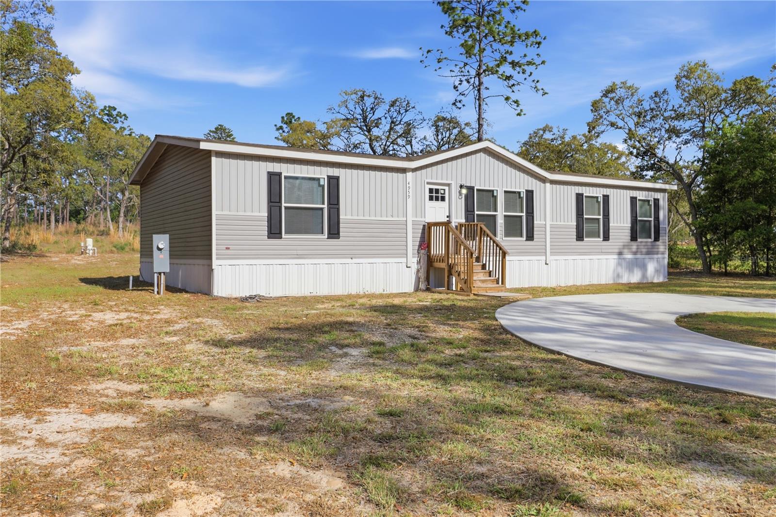 Residential in DUNNELLON 2