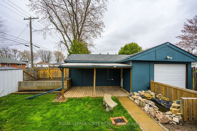 137 Allenby Ave, House other with 3 bedrooms, 3 bathrooms and 7 parking in Hamilton ON | Image 36