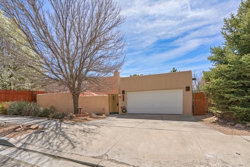 2820 Cliff Palace, Santa Fe, NM, 87507-2511 | Card Image