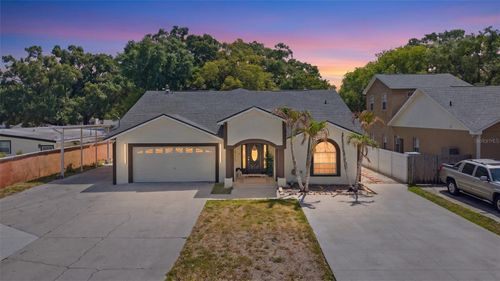 8019 N Gomez Ave, TAMPA, FL, 33614-2812 | Card Image